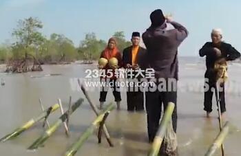 马来西亚巫师王海滩做法视频：保护国土不受外来势力侵犯
