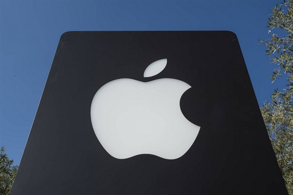 iPhone 11细节曝光：苹果要继续用闪电接口 电池容量猛增