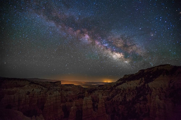 临近太阳系附近发现两颗地球大小的“宜居”行星