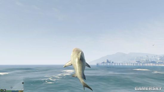 《GTA5》大白鲨MOD让玩家当大魔王 血腥肆虐洛圣都