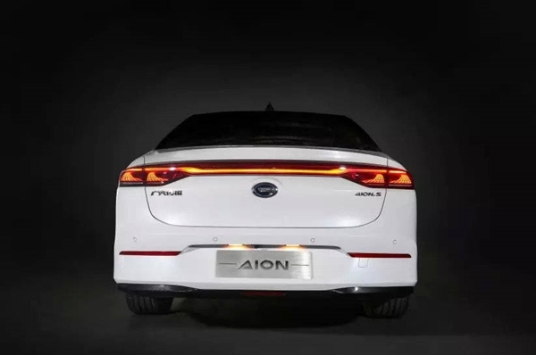 支持太阳能充电!广汽新能源Aion S新增车型售14.68万起