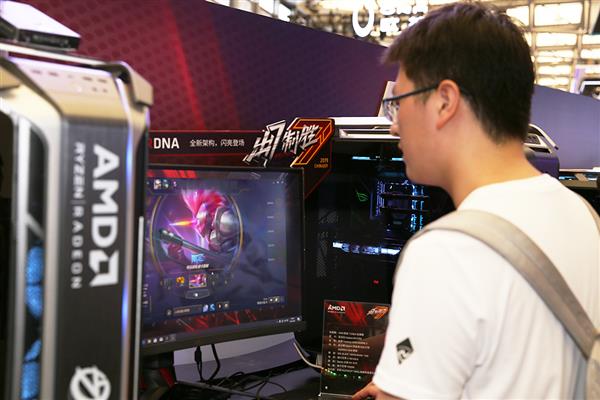 全军出击 华硕主板燃爆ChinaJoy 2019