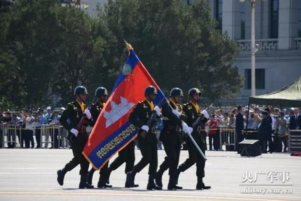 70周年阅兵档案:第一次举行抗战胜利日阅兵 盘点新中国大阅兵震撼画面