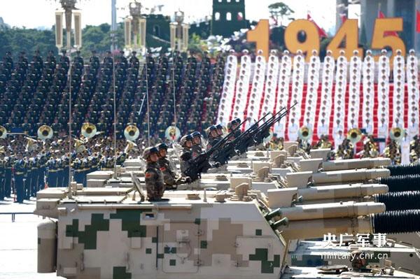 70周年阅兵档案:第一次举行抗战胜利日阅兵 盘点新中国大阅兵震撼画面