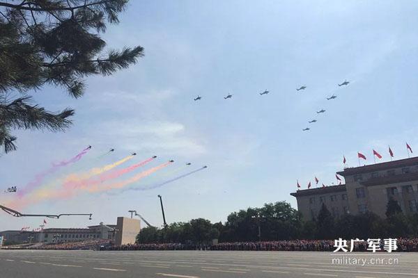 70周年阅兵档案:第一次举行抗战胜利日阅兵 盘点新中国大阅兵震撼画面