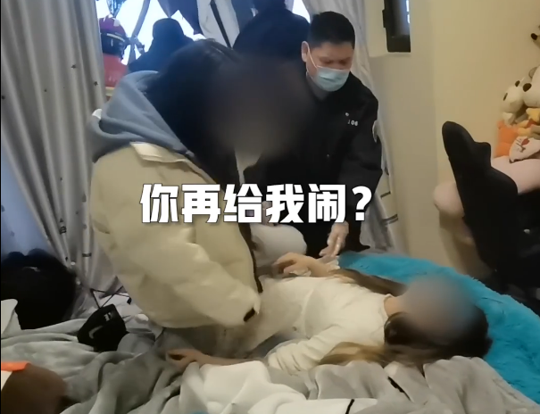 女子轻生被救下后遭闺蜜打耳光什么情况？网友大赞这才是真友情