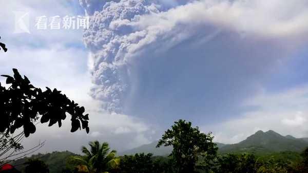 加勒比岛国火山喷发冲上万米高空 附火山喷发视频