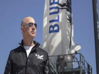 贝索斯太空冒险公司将发送首位游客 将于7月20日开启首次太空旅游