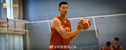 中国男篮一哥 易建联要为中国男篮再拼一次