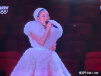 歌手MISIA开幕式演唱日本国歌 哪个国宝级歌手能被湖南台请来配合演戏还这么逼真啊