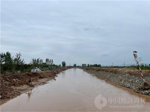 直击山西水灾:住房地基塌陷 山西餐馆2天备4000份饭送抗洪一线