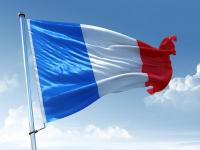 外媒:法国国旗颜色被改了 法国国旗新色调图片