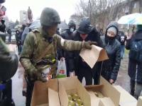 中方向乌克兰提供500万元援助物资 首批物资已起运
