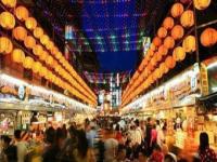 青岛夜市有哪些地方,青岛最大的夜市，如今成了青岛最大的夜市小吃街，种类实在太多了