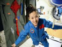 我国首位进驻空间站女航天员,刘洋是我国首位飞向太空的女航天员，时隔十年再次飞天