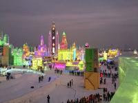 哈尔滨冰雕城什么时候开放？_哈尔滨冰雕节2024年开放时间？