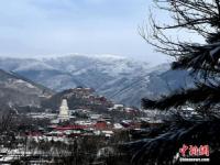 雪后五台山是仙境吧_冰封素裹！五台山雪景美到惊艳