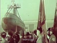 我国首艘核潜艇下水珍贵画面_53年前的今天中国首艘核潜艇下水