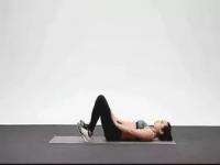 躺着如何锻炼腹部_9个瑜伽动作躺着练，让你腹部炸裂，瘦腰收腹超有效