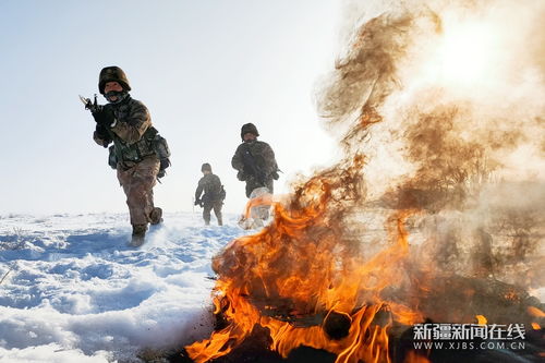 他们踏冰卧雪守卫祖国边防线_西藏军区某边防团：踏冰卧雪巡逻祖国边防线