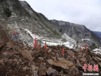 云南山体滑坡仍有10人失联_云南昭通山体滑坡34人遇难10人失联