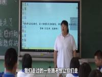 当班主任哭了班里的同学belike_学生考得太差，老师气的嚎啕大哭