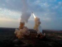 伊朗向以发射弹道导弹_伊朗向以色列发射弹道导弹，红色光点布满夜空