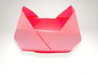 猫咪收纳盒折纸教程_儿童手工折纸：猫咪收纳盒怎么折？折法很简单，成品好看又实用