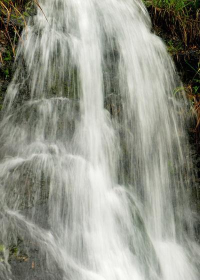 清水镇的水是脏水的水_清水镇对《微暗之火》剧组来说:算是什么"水"