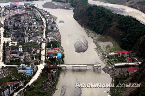 空中俯瞰16年后的新北川_汶川地震15周年｜北川新县城的重生与成长