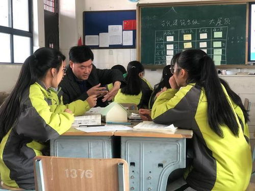 学校回应女教师让学生轮流打同学_女教师让学生轮流打同学后续：视频画面曝光，学校回应，已开除！