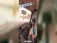 九尾铁锤的直播间特效怎么搞_王铁锤象棋直播间卖酒是真的吗