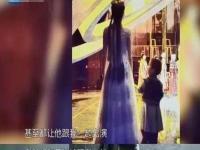 小暖男夜晚陪妈妈取快递说你别怕_你家有没有这样的小暖男呢