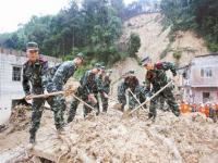 子弟兵持续奋战抗洪抢险一线_洞庭湖决口封堵后，子弟兵仍坚守一线