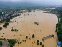 重庆15条河流出现超警戒水位洪水_重庆5区县降下特大暴雨 15条河流出现超警戒水位洪水