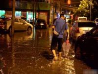 暴雨下的北京哪些方面受影响_北京或有大到暴雨，雷暴大风或冰雹！暴雨橙色预警已发布→