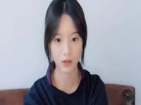 李庚希骑车摔倒一声不吭_李庚希骑车摔倒一声不吭