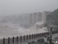 台风对10号飞往上海浦东机场的航班有影响吗_上海还在刮台风吗