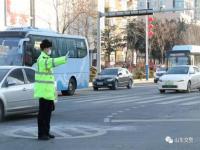 交警会来同一个地方贴两次么_机动车罚单一天不同地点违章停车开几张罚单