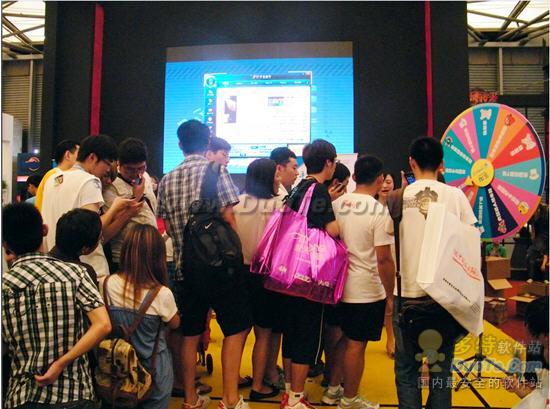 91手机助手惊艳chinajoy2011  擎动无线行业发展