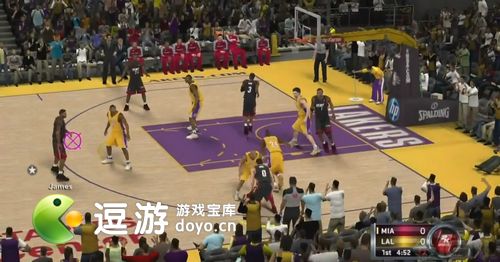 逗游NBA赛场 像林书豪一样打球