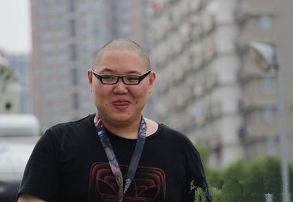 翻水水是什么意思？pdd在lol直播中说的翻水水和翻皮水是一个意思吗？