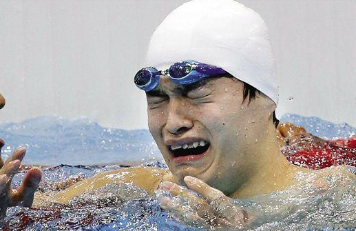 2017游泳世锦赛孙杨800米自无缘奖牌 哭着说我游不动了【视频】