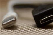 标准公布：USB 3.2兼容旧设备，传输速度飙升