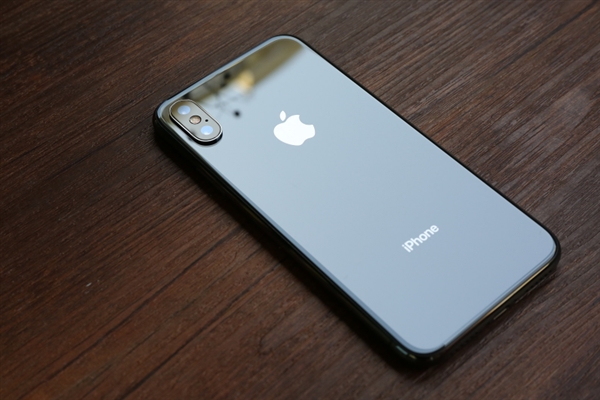 iPhone X来电黑屏是怎么回事？苹果：调查中