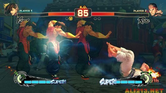 Capcom解除《超级街霸4：街机版》人物限制