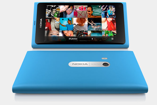 诺基亚N9开始预购 售价5700元