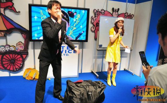 2011东京电玩展首日展会Showgirl及场内实照