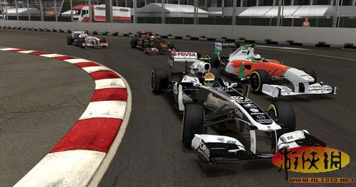 赛车大作《F1 2011》开发版初玩点评及游戏介绍