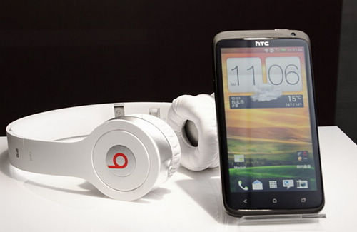 四核HTC One X港行预定 售价约4640元